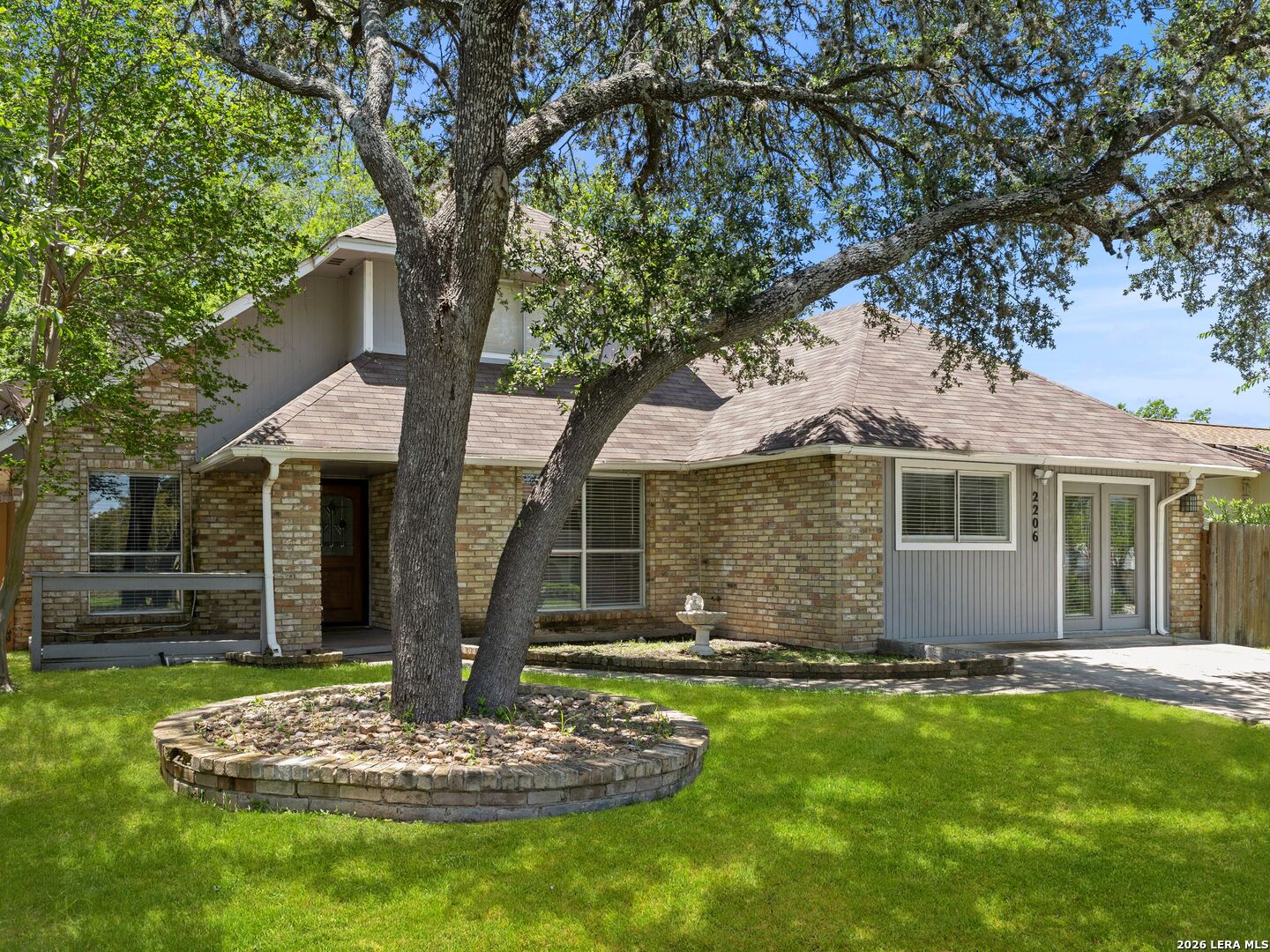 main property photo 2
