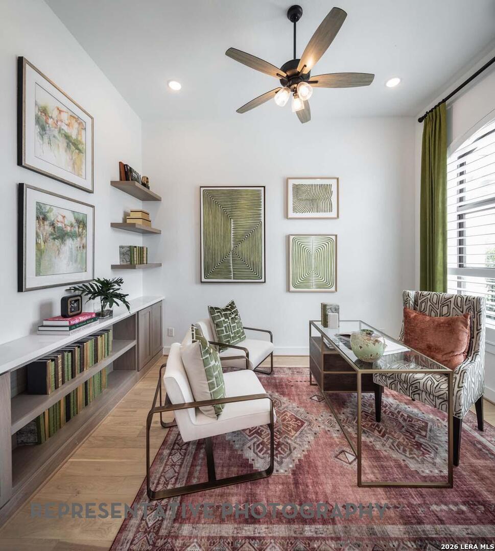 main property photo 20