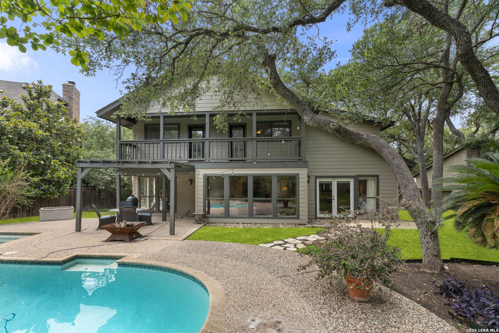 main property photo 38