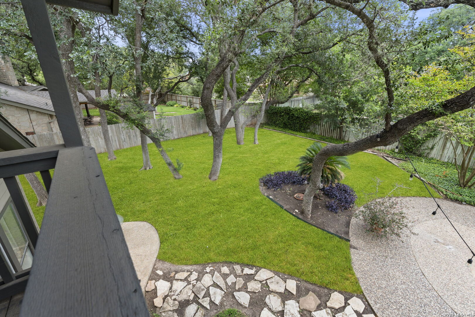 main property photo 40