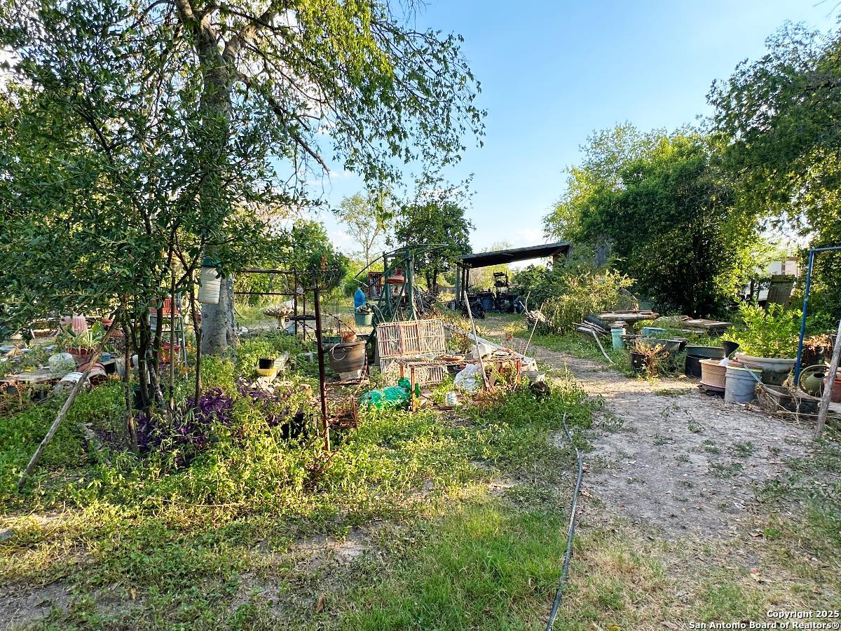 main property photo 30
