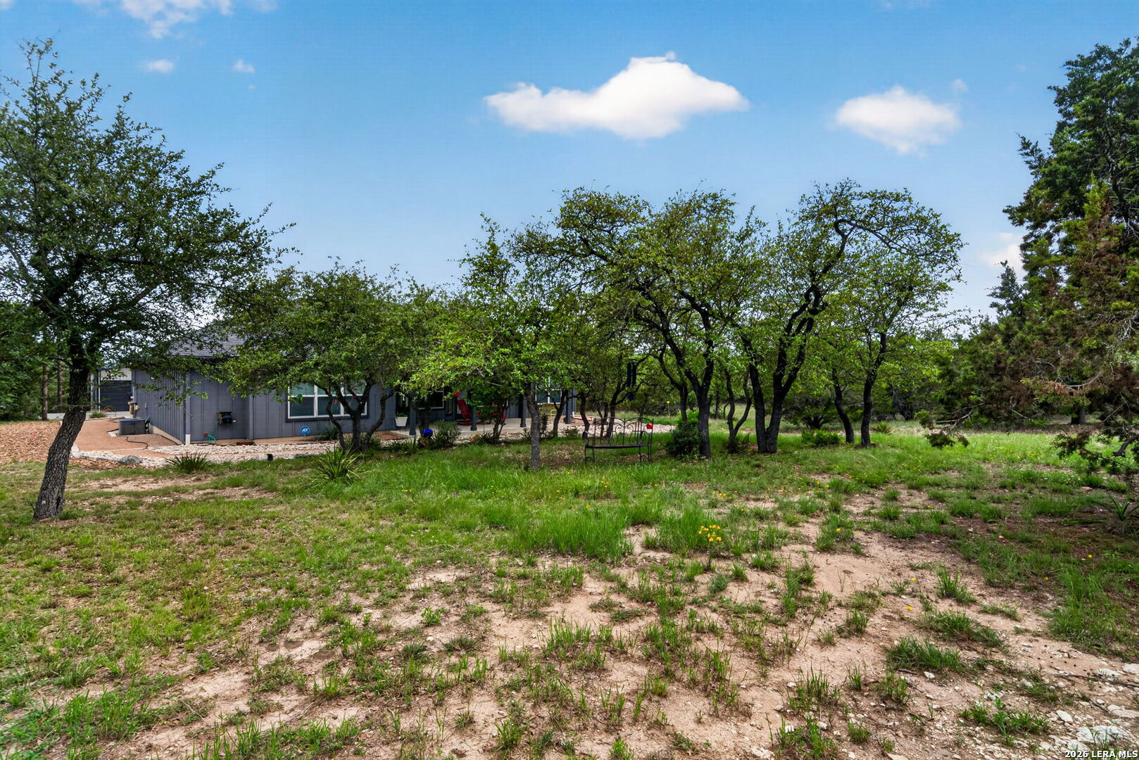 main property photo 34