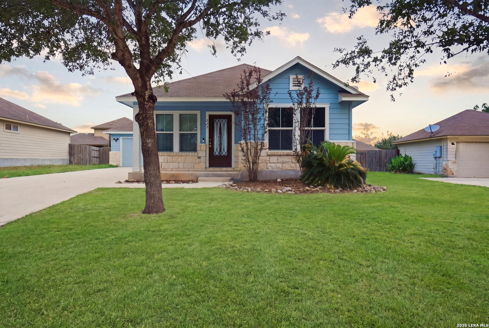 main property photo 3