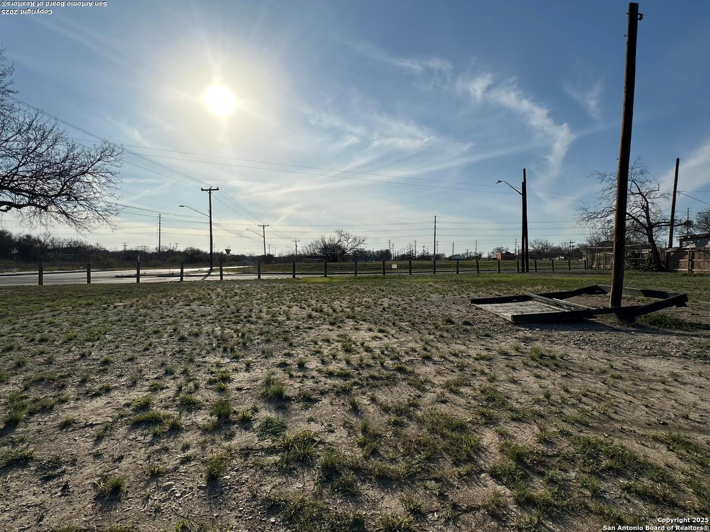 main property photo 13
