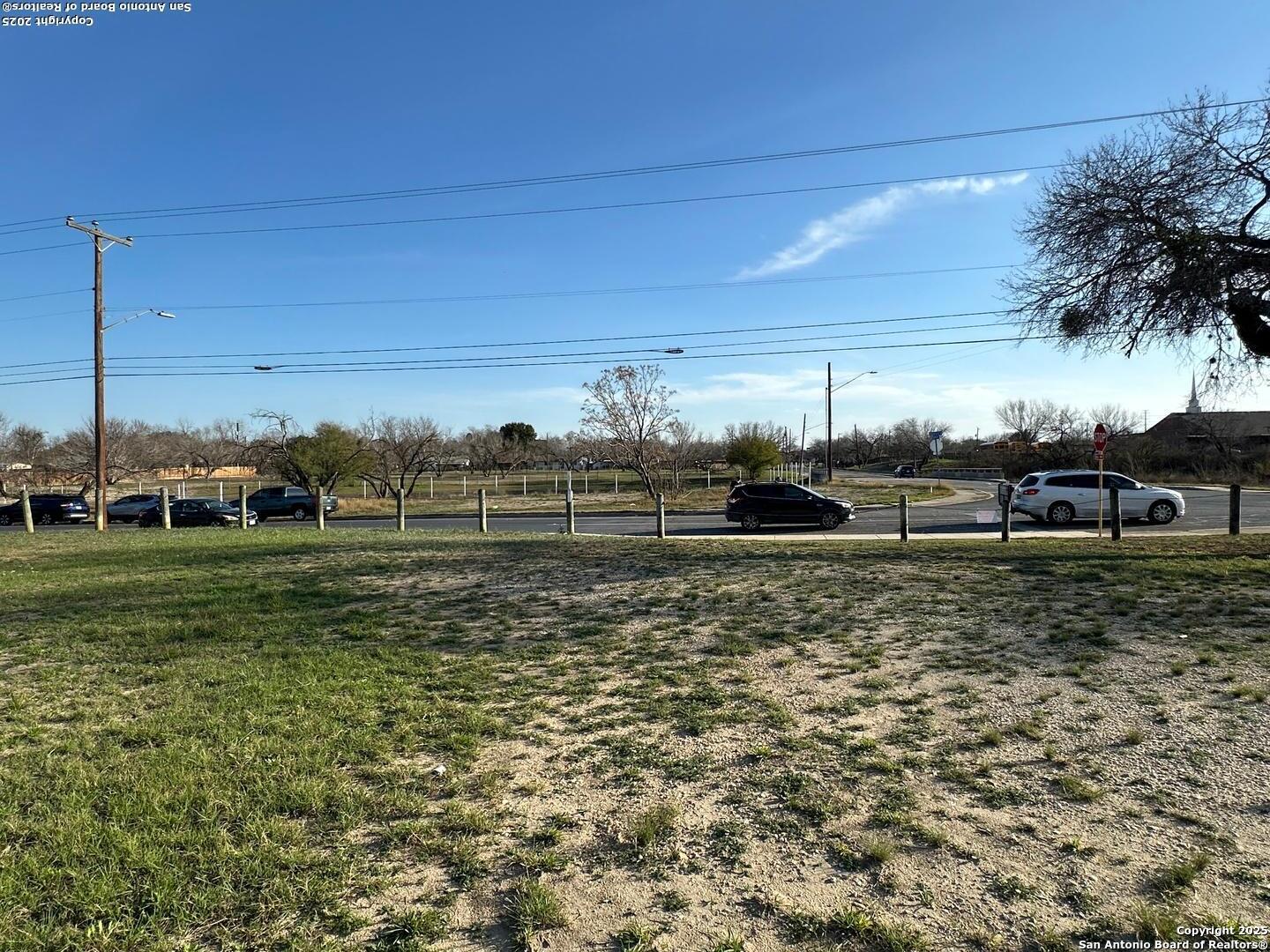 main property photo 16