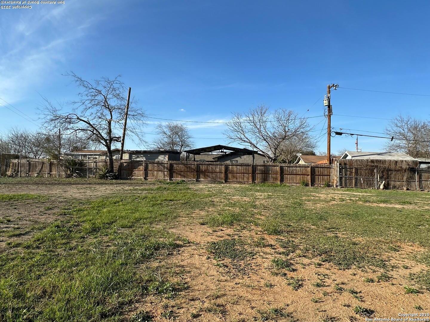 main property photo 18