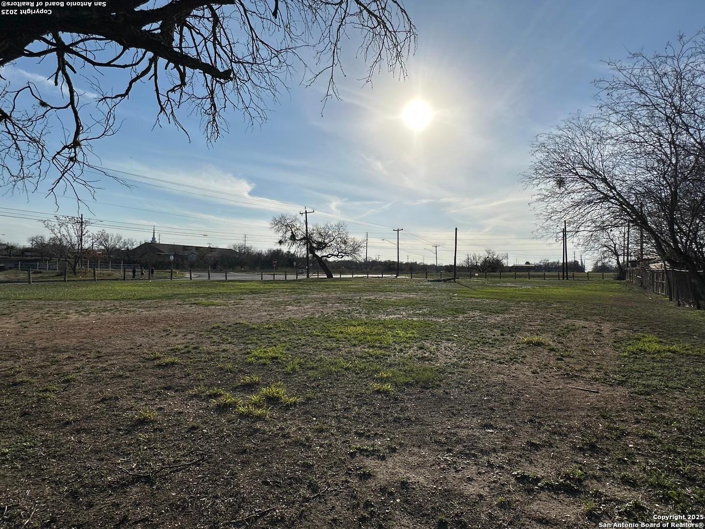 main property photo 7
