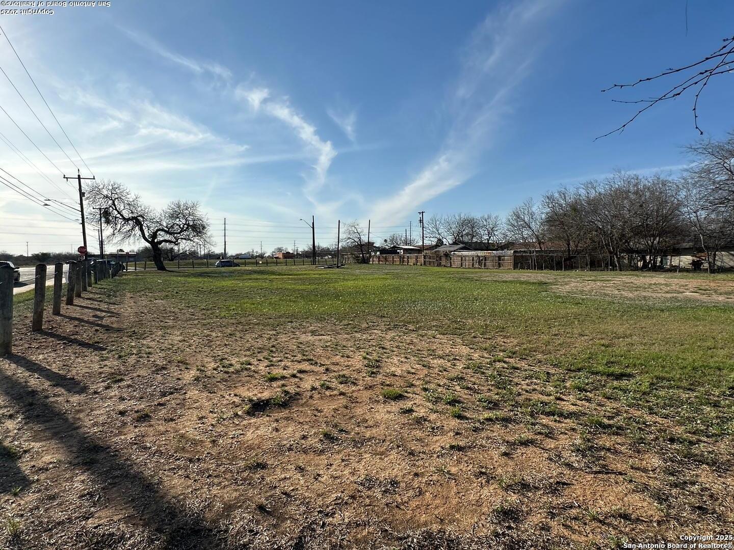 main property photo 8
