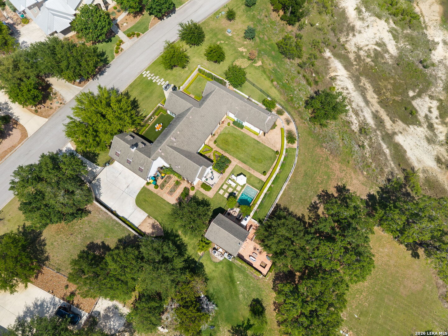 main property photo 57