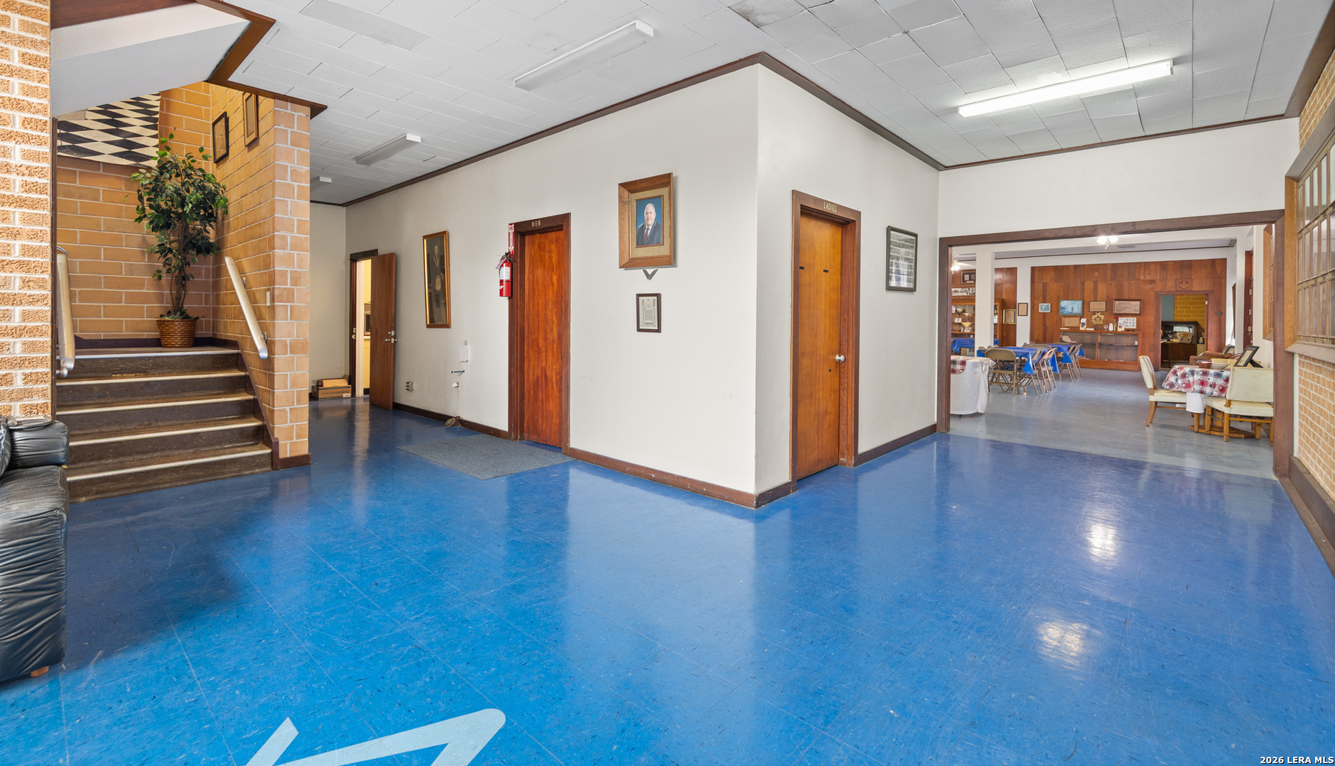 main property photo 12