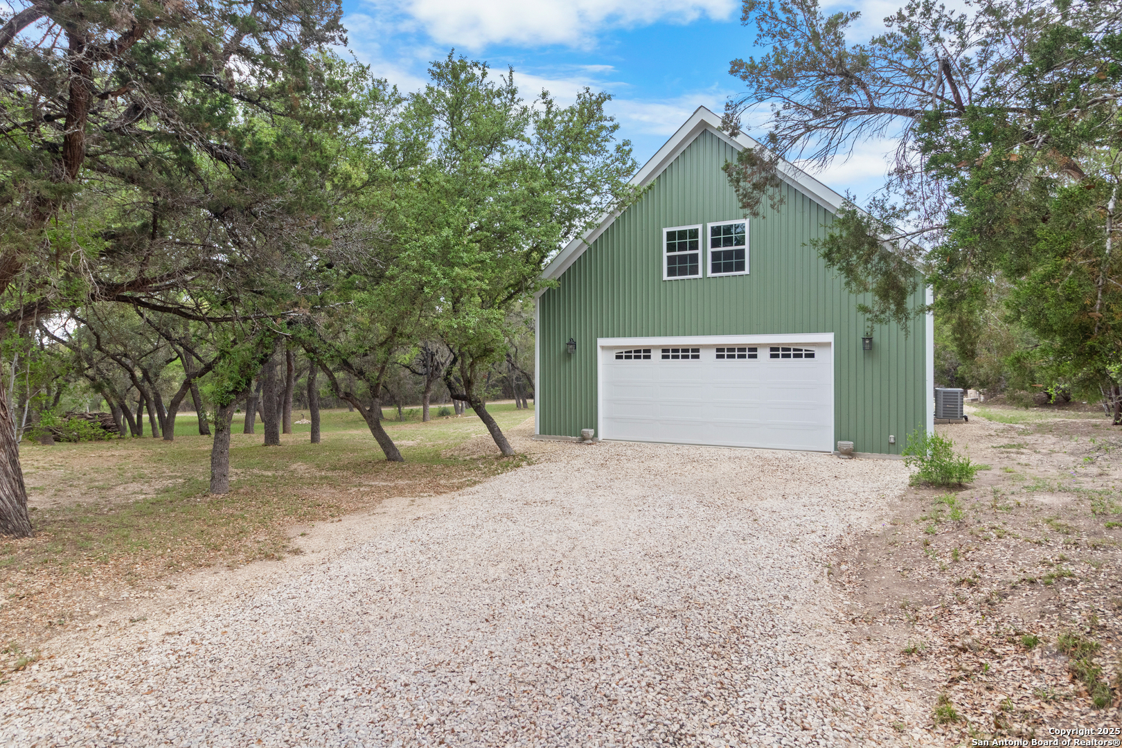 main property photo 78