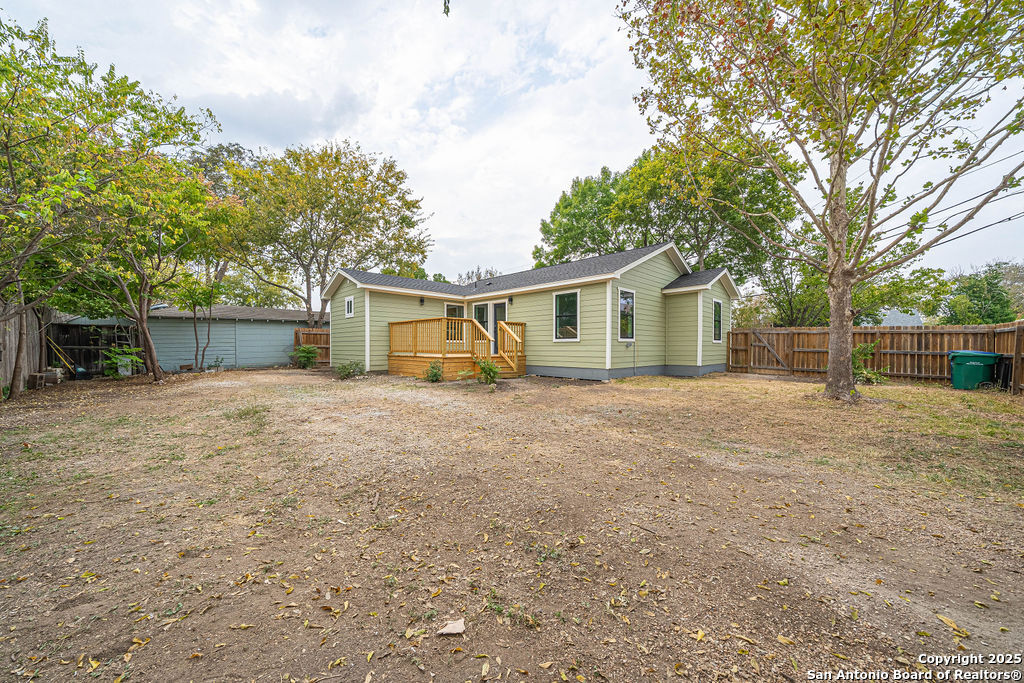 main property photo 23