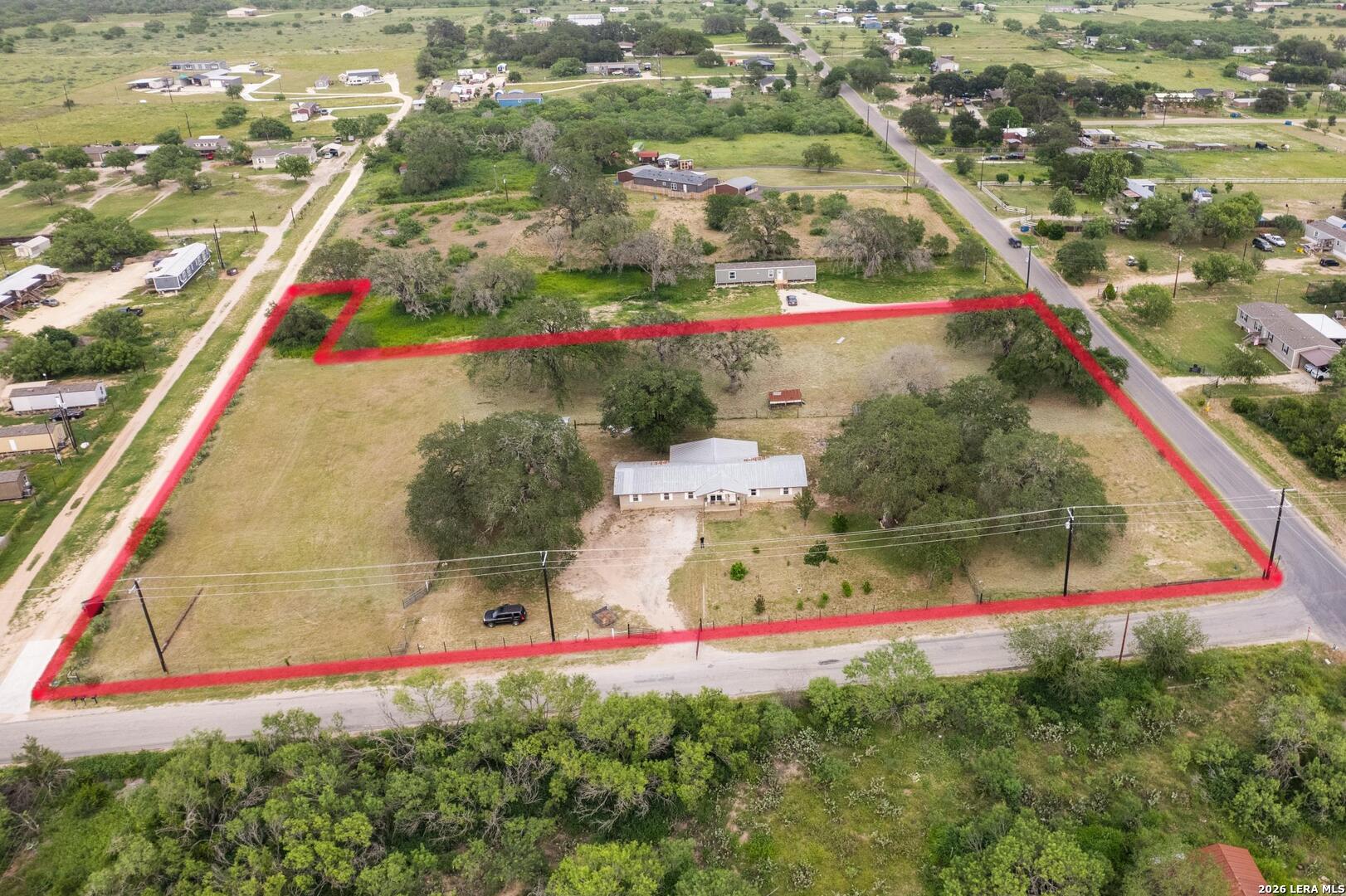 main property photo 4