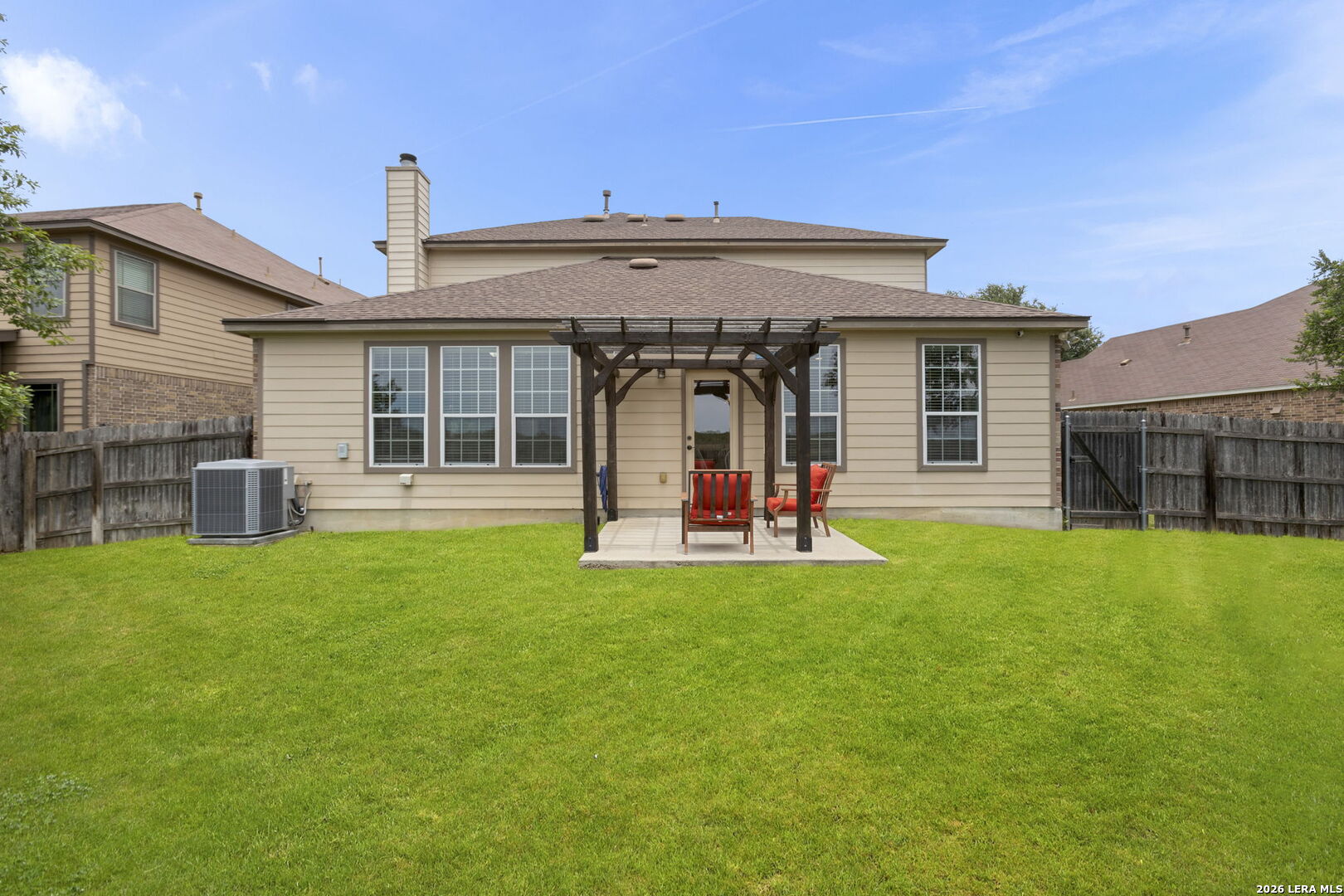main property photo 31