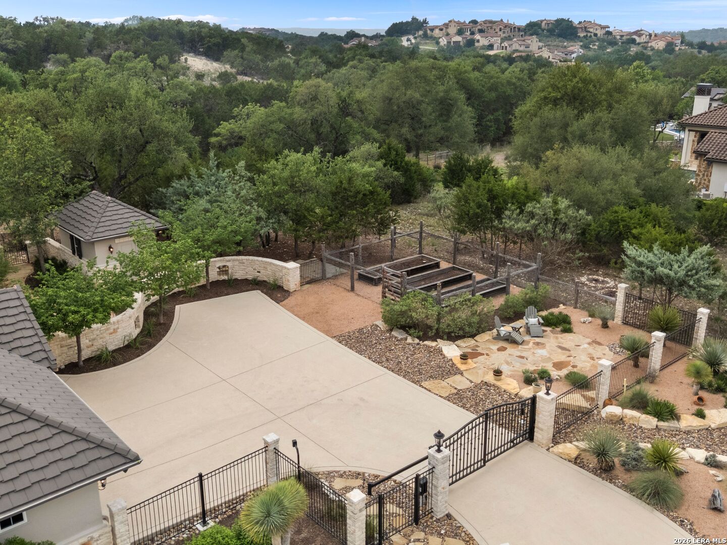 main property photo 79