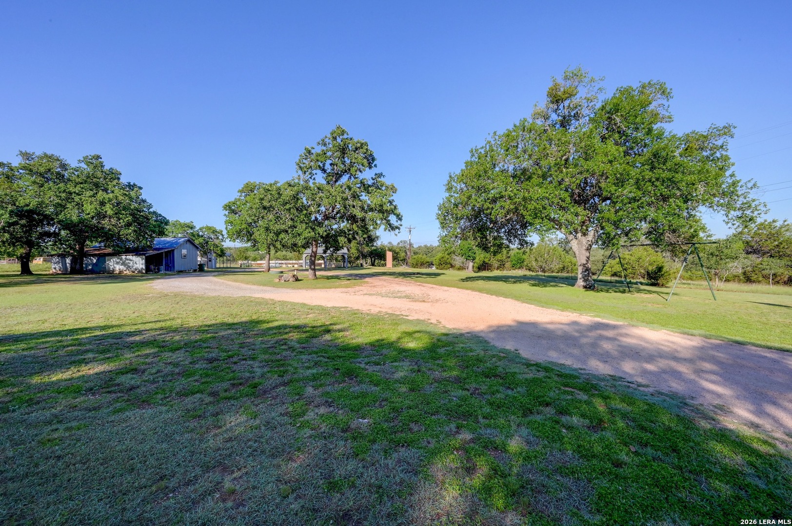 main property photo 26