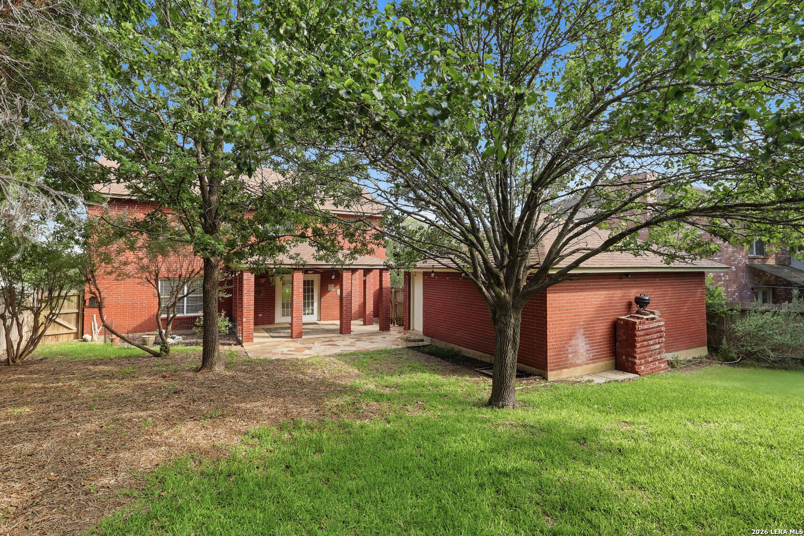 main property photo 26