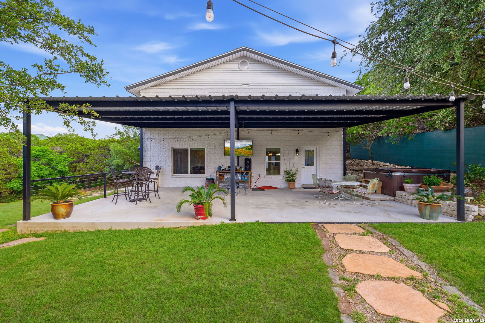 main property photo 41