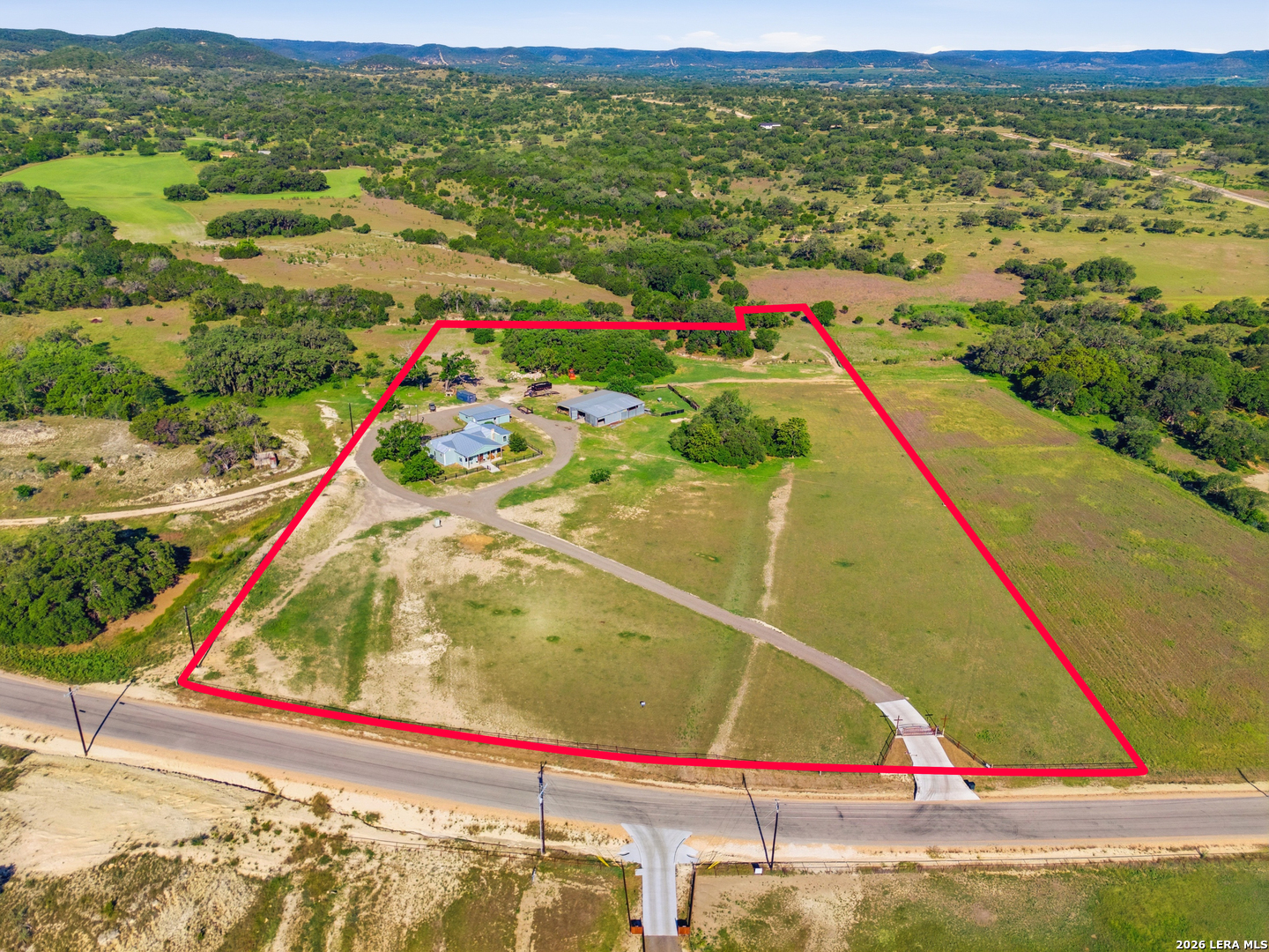 main property photo 34