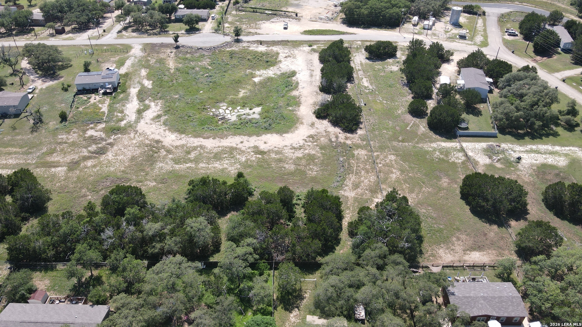 main property photo 13