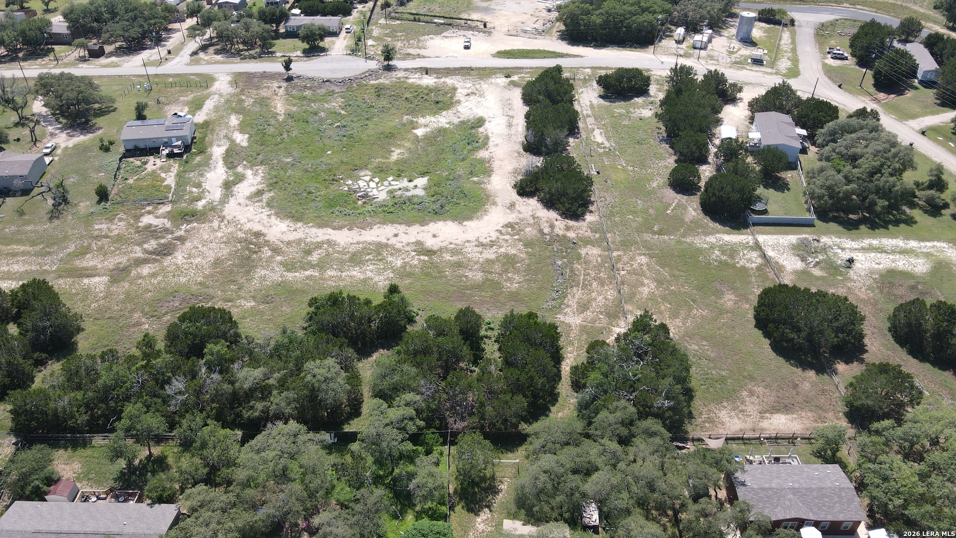 main property photo 14