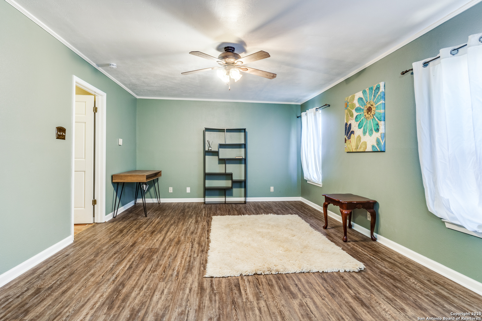 main property photo 14