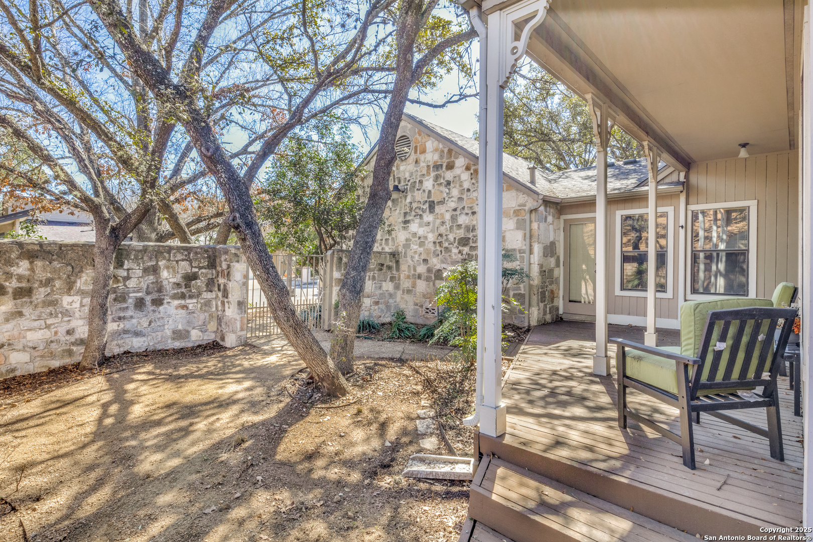 main property photo 2