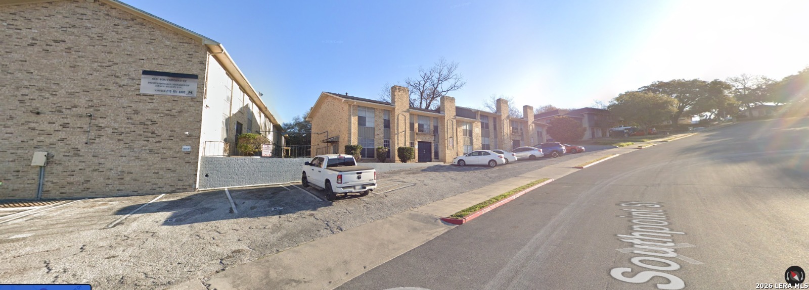 main property photo 10