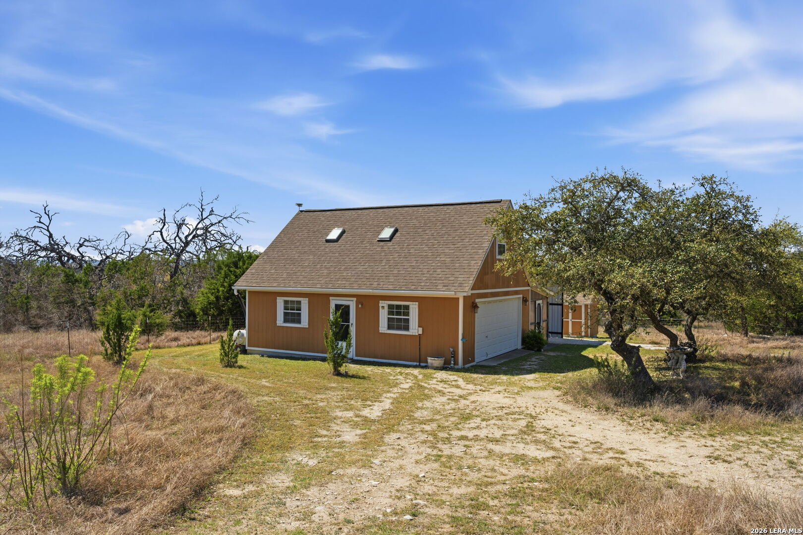 main property photo 31