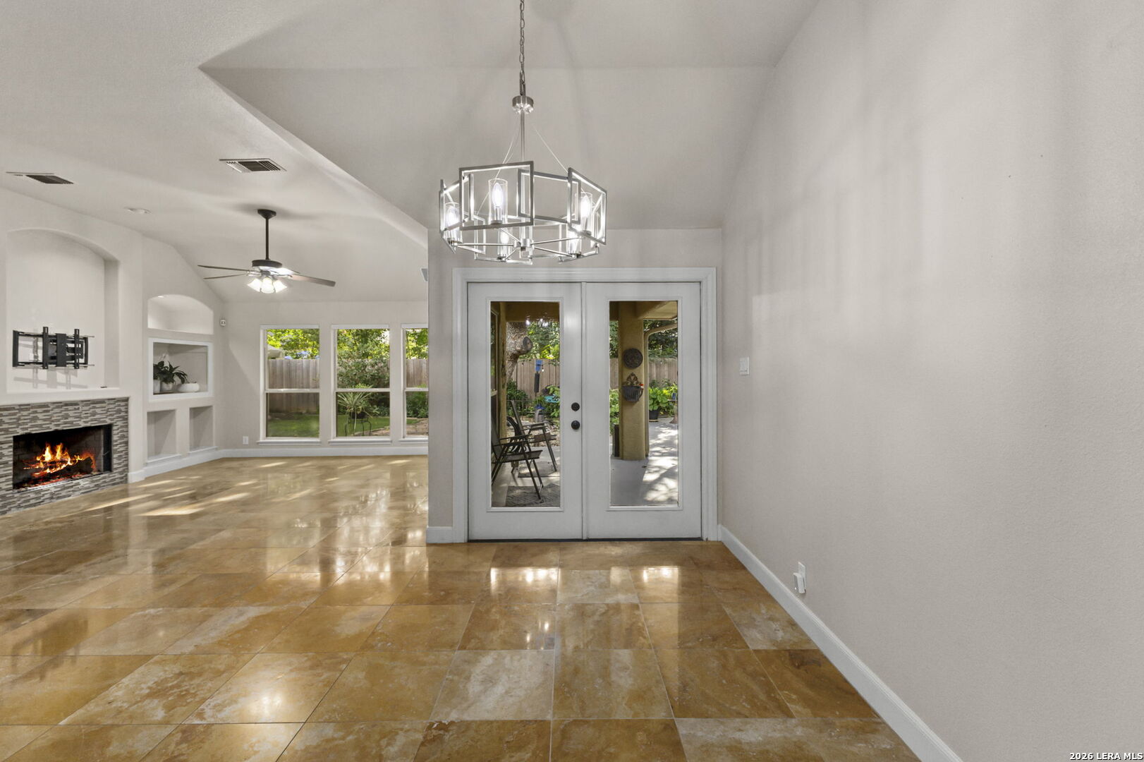 property viewer photo 19
