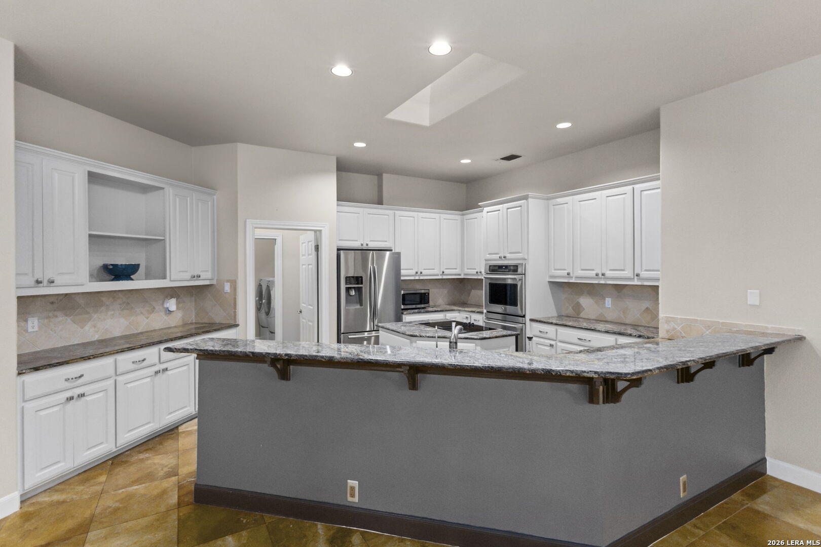 property viewer photo 20
