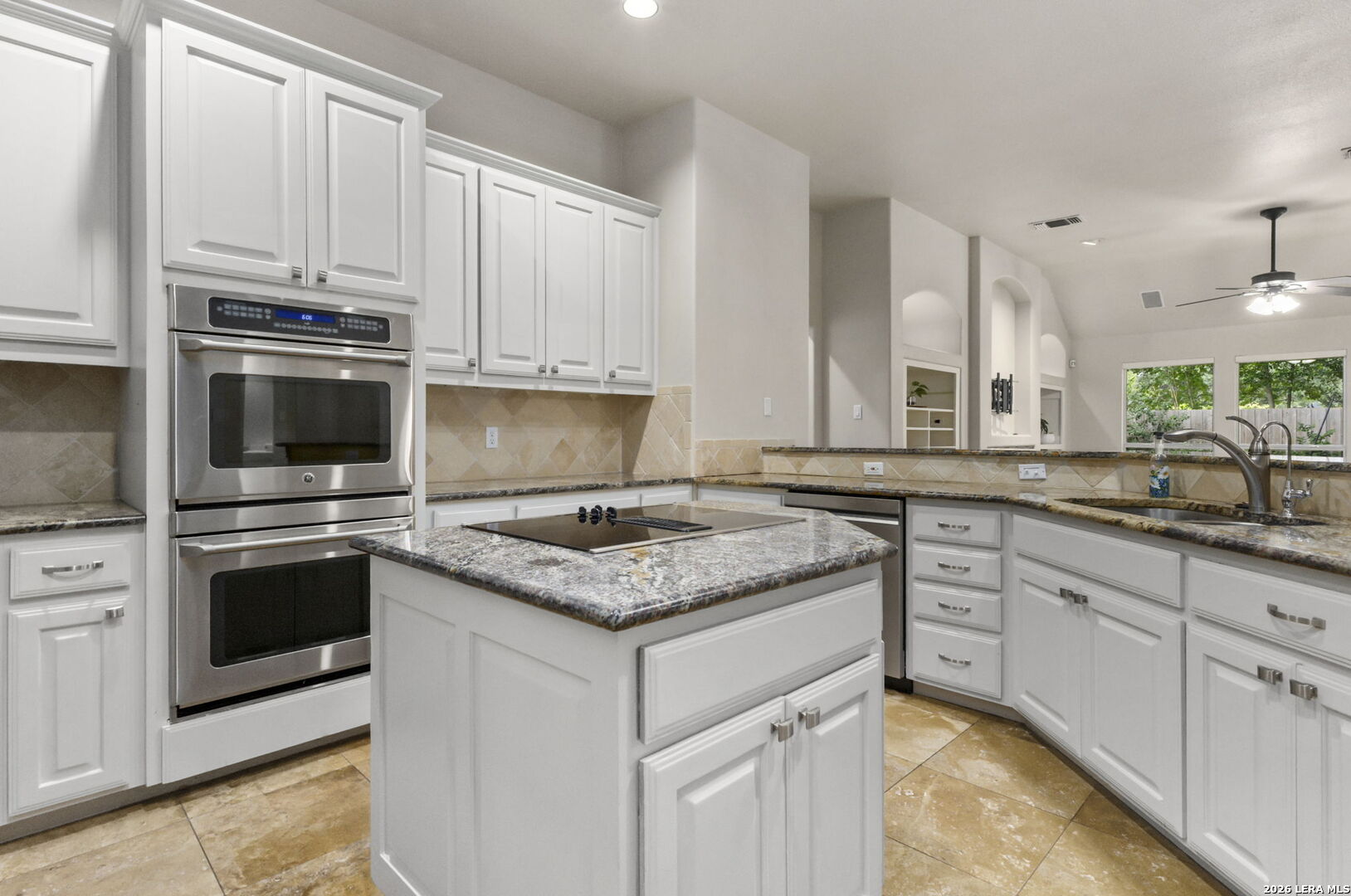 property viewer photo 22