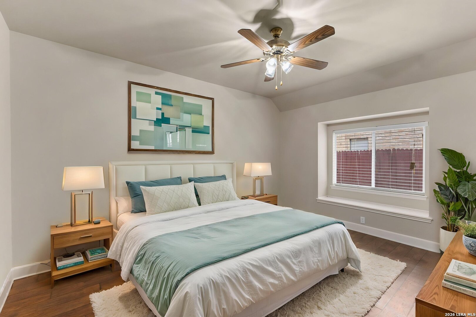property viewer photo 33