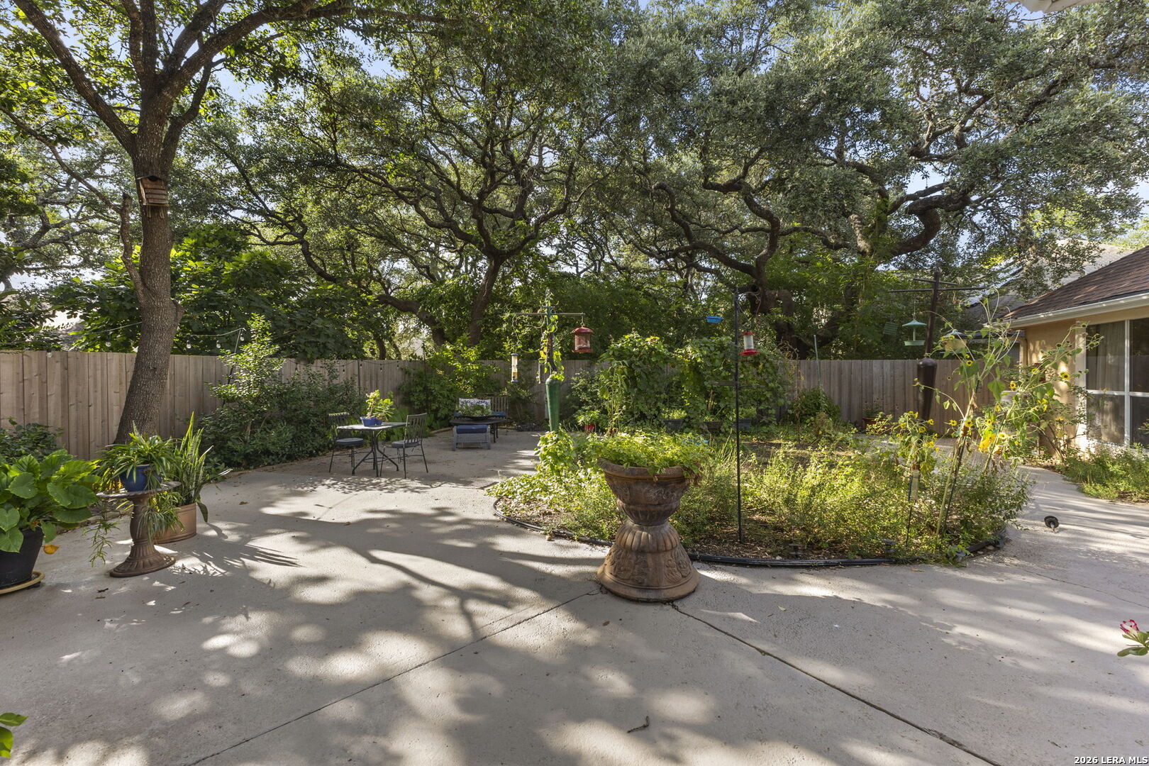 property viewer photo 6