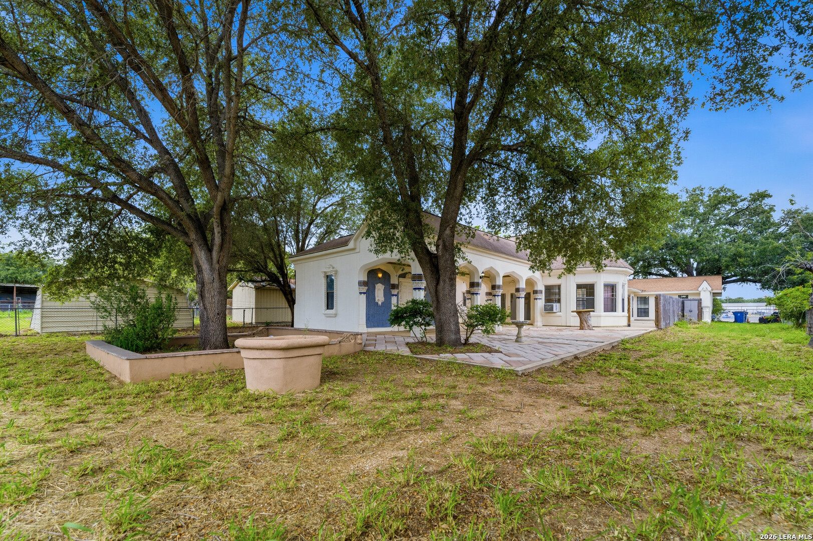 main property photo 26