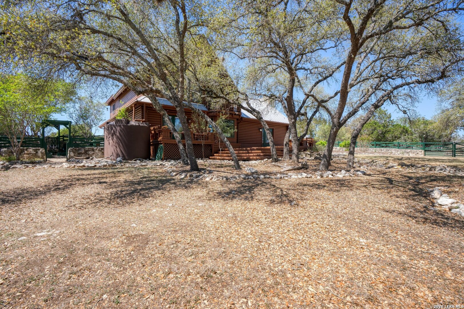 main property photo 35