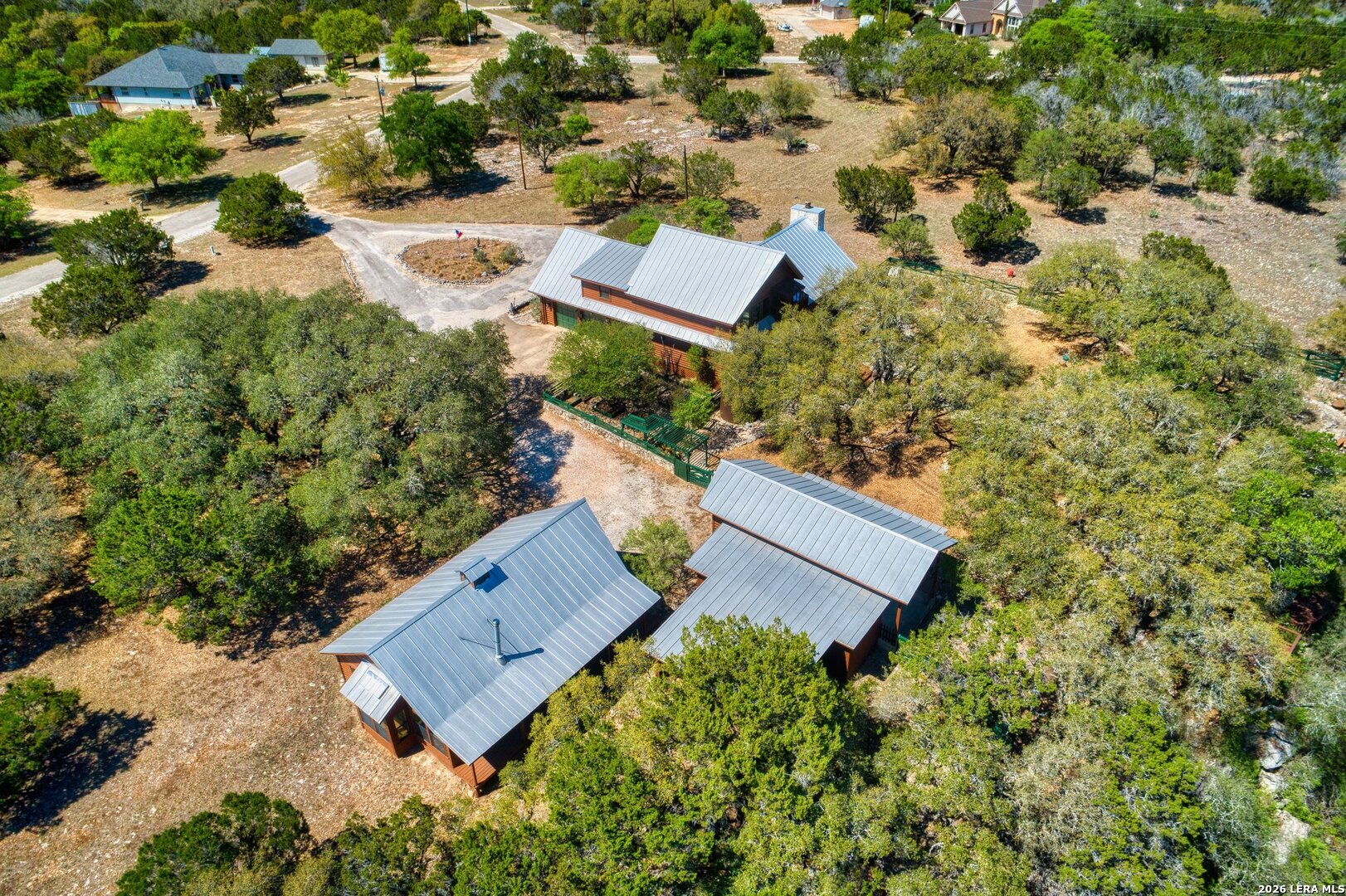 main property photo 38