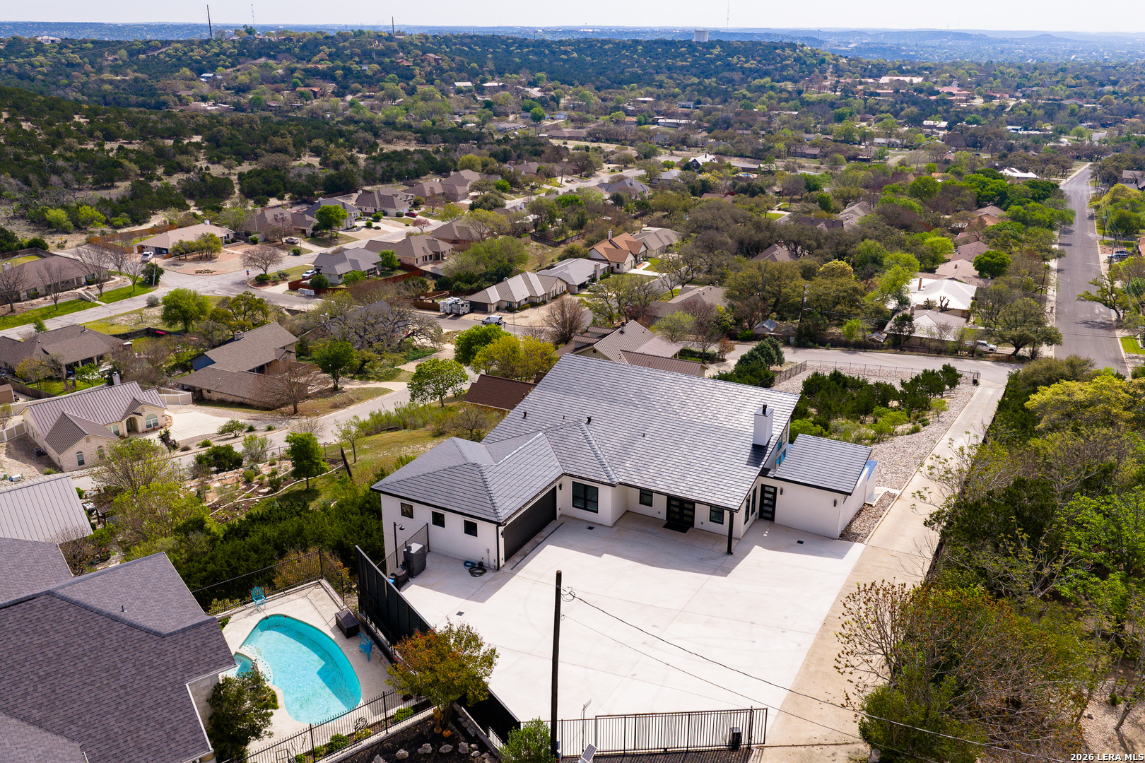 main property photo 85