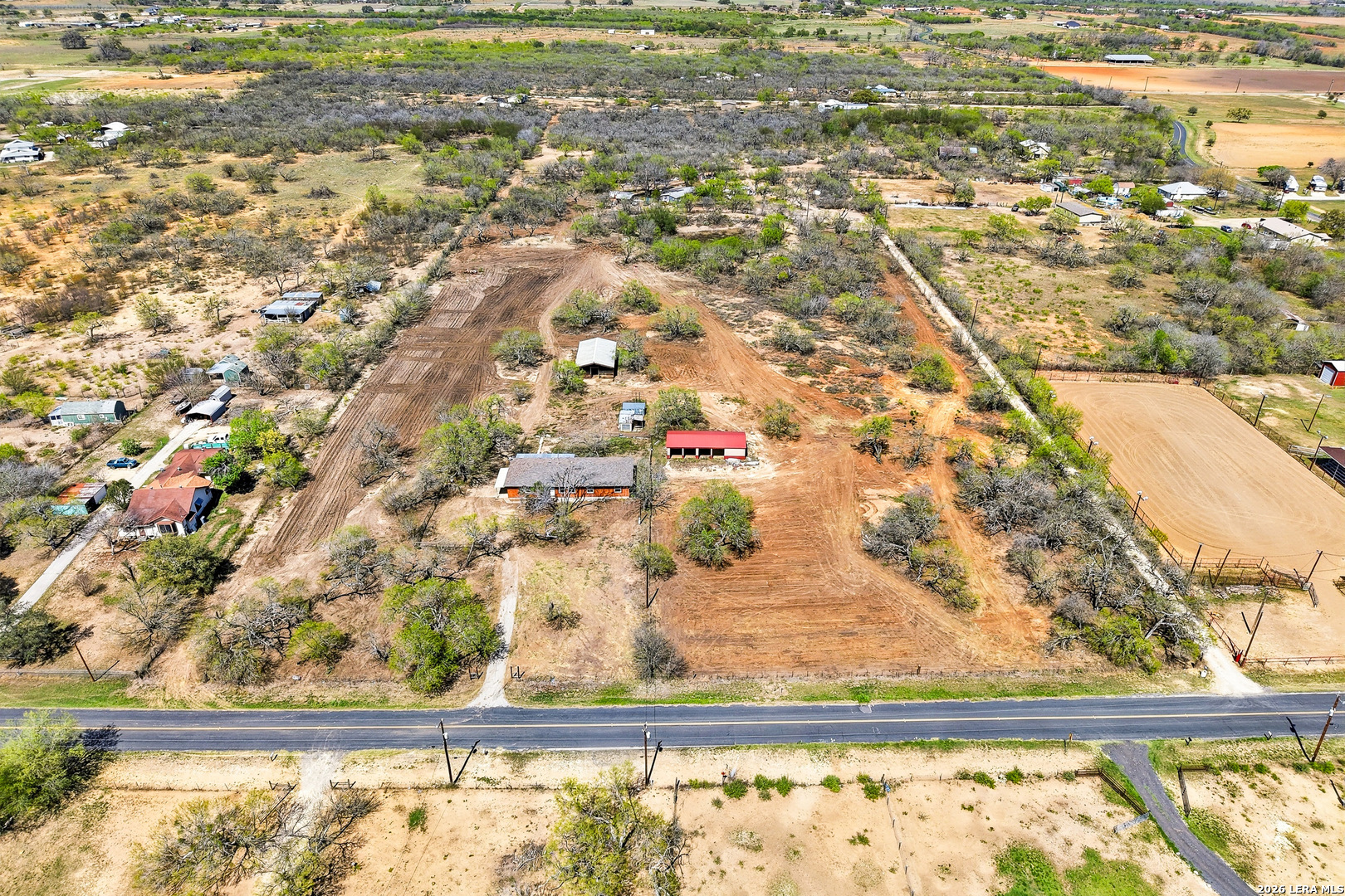 main property photo 28