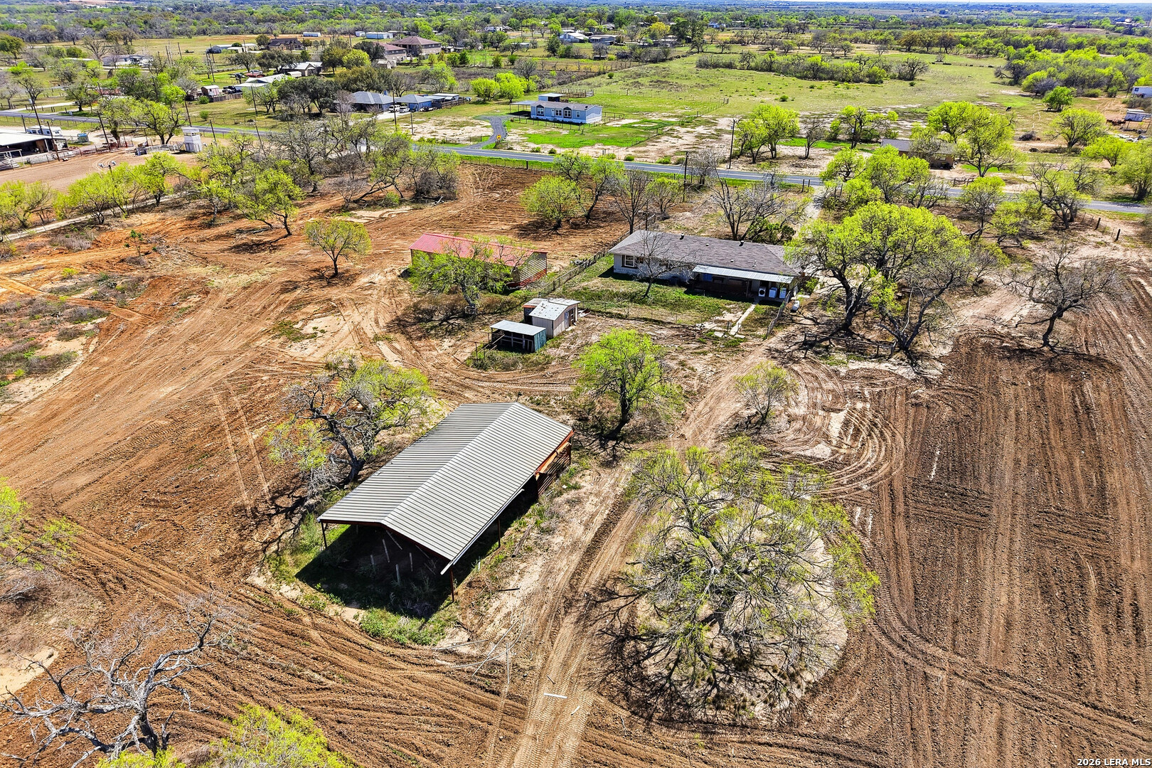 main property photo 39