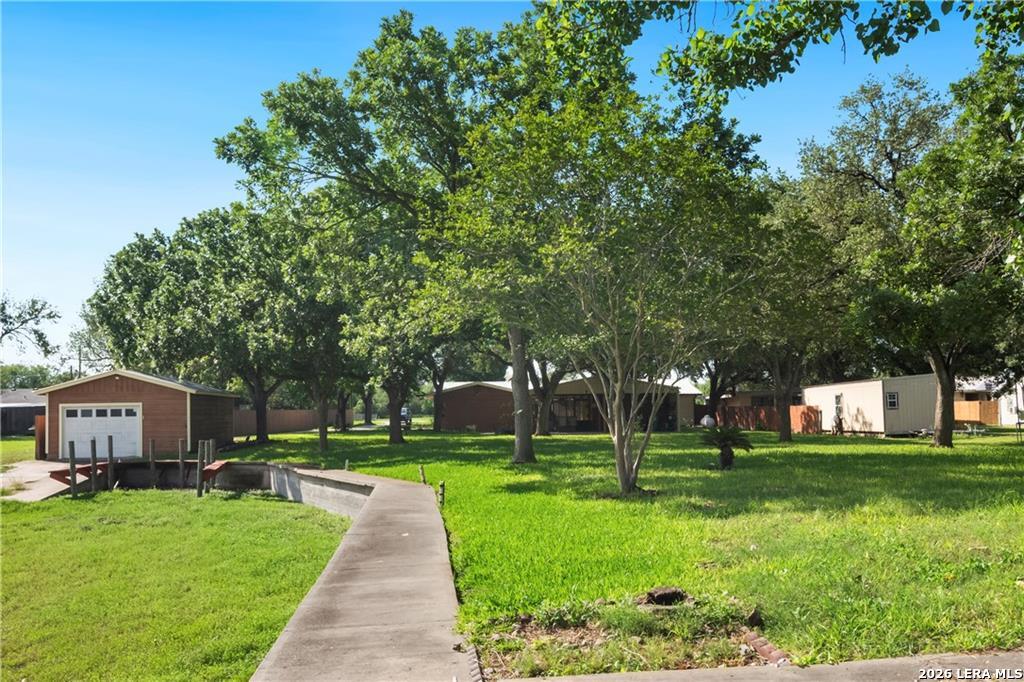 main property photo 5