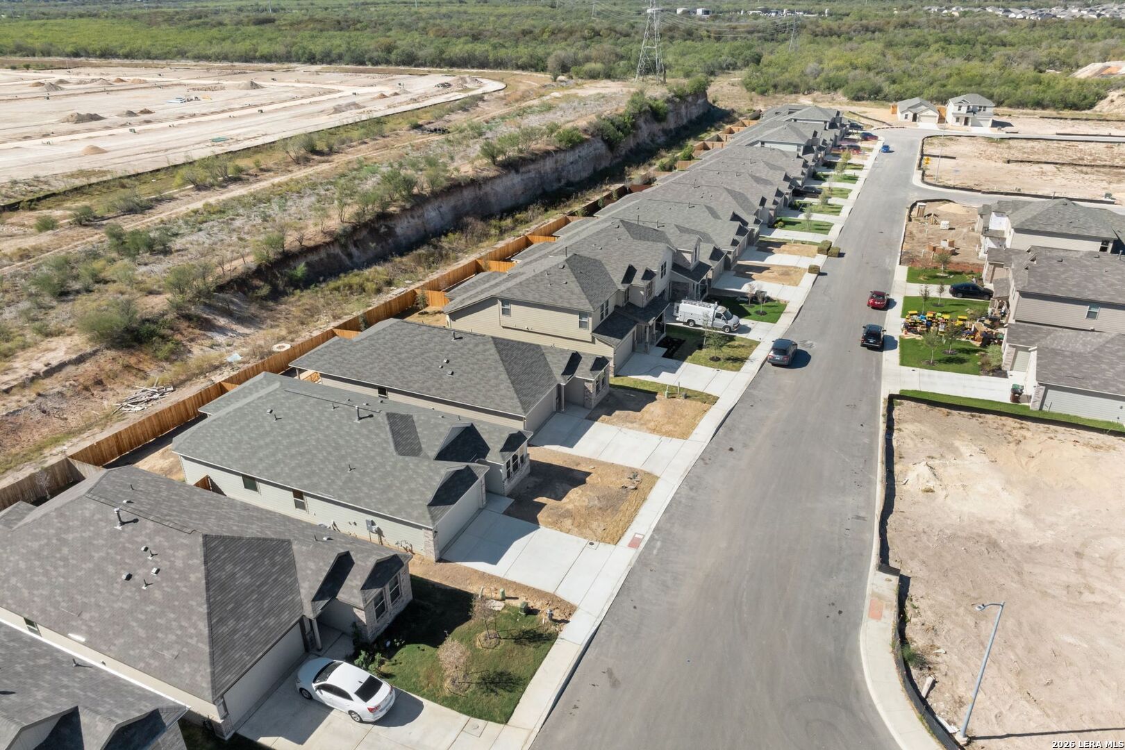 main property photo 20