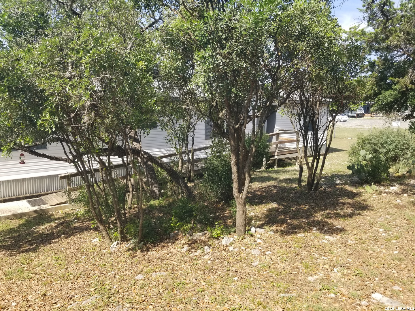 main property photo 39