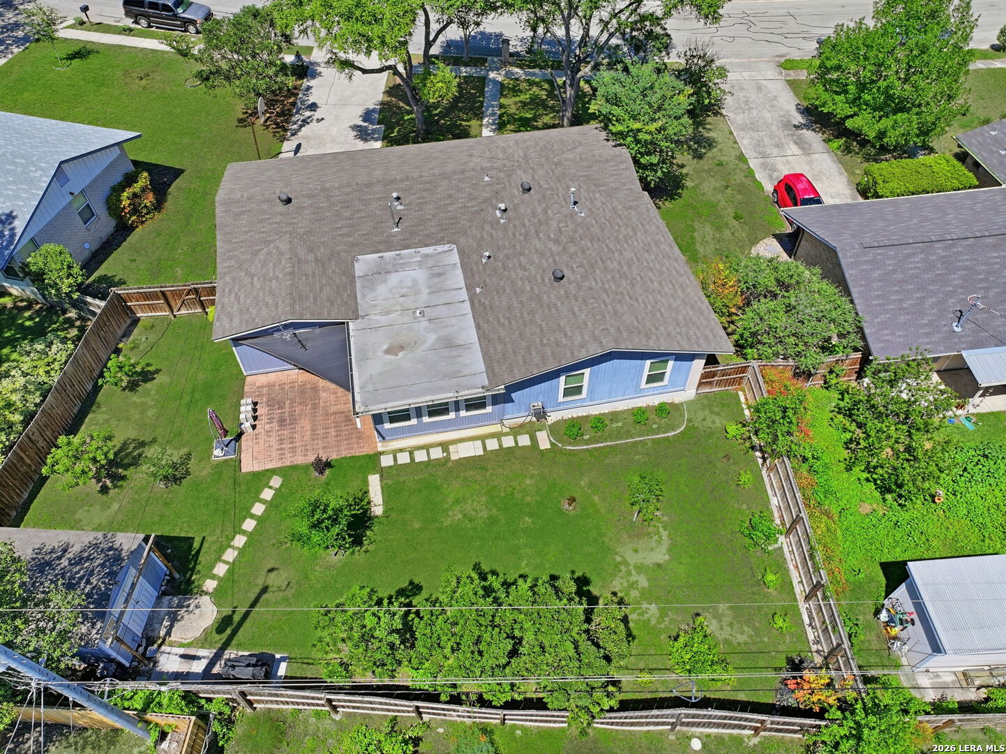 main property photo 45