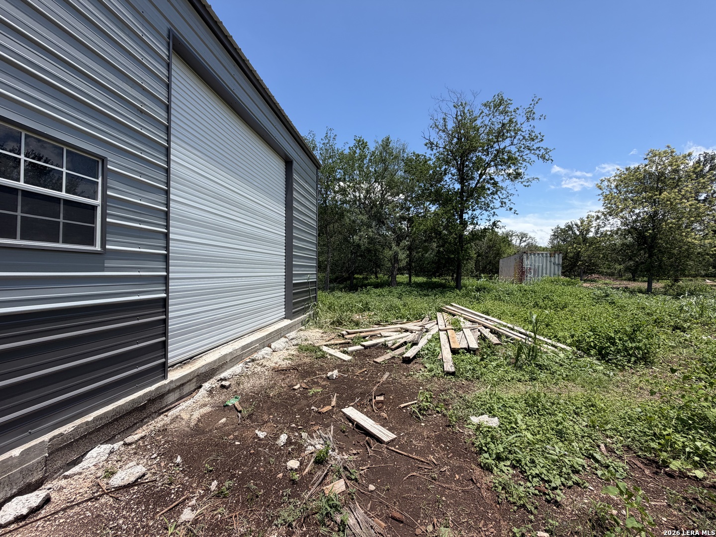 main property photo 9