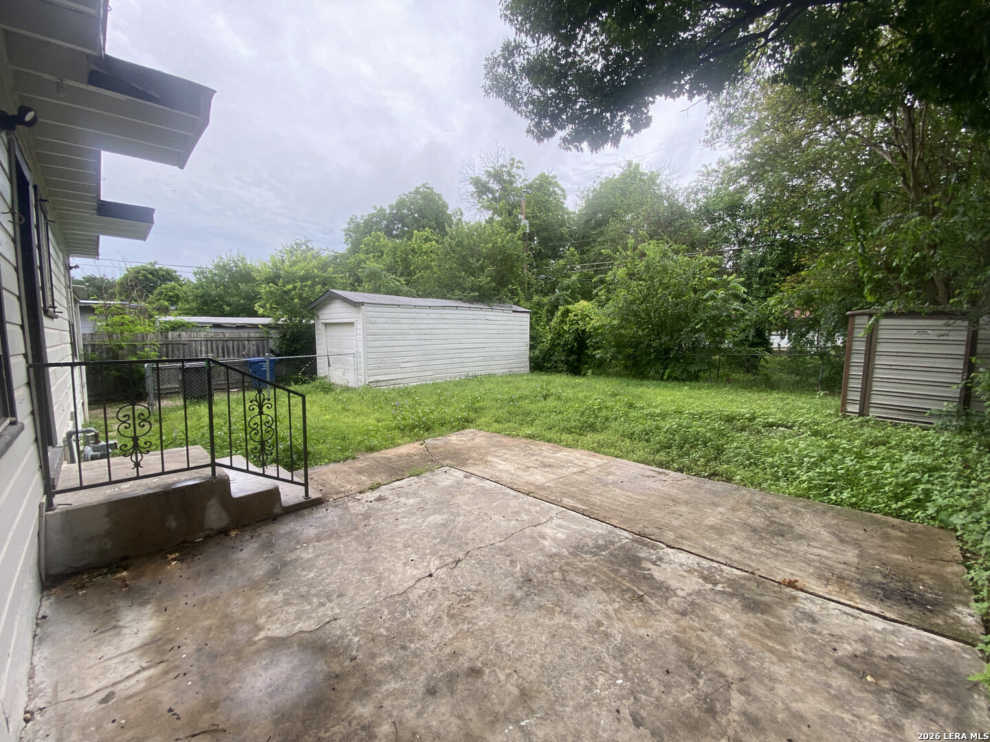 main property photo 16