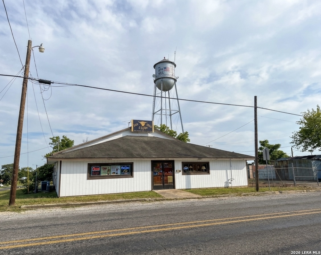 main property photo 3