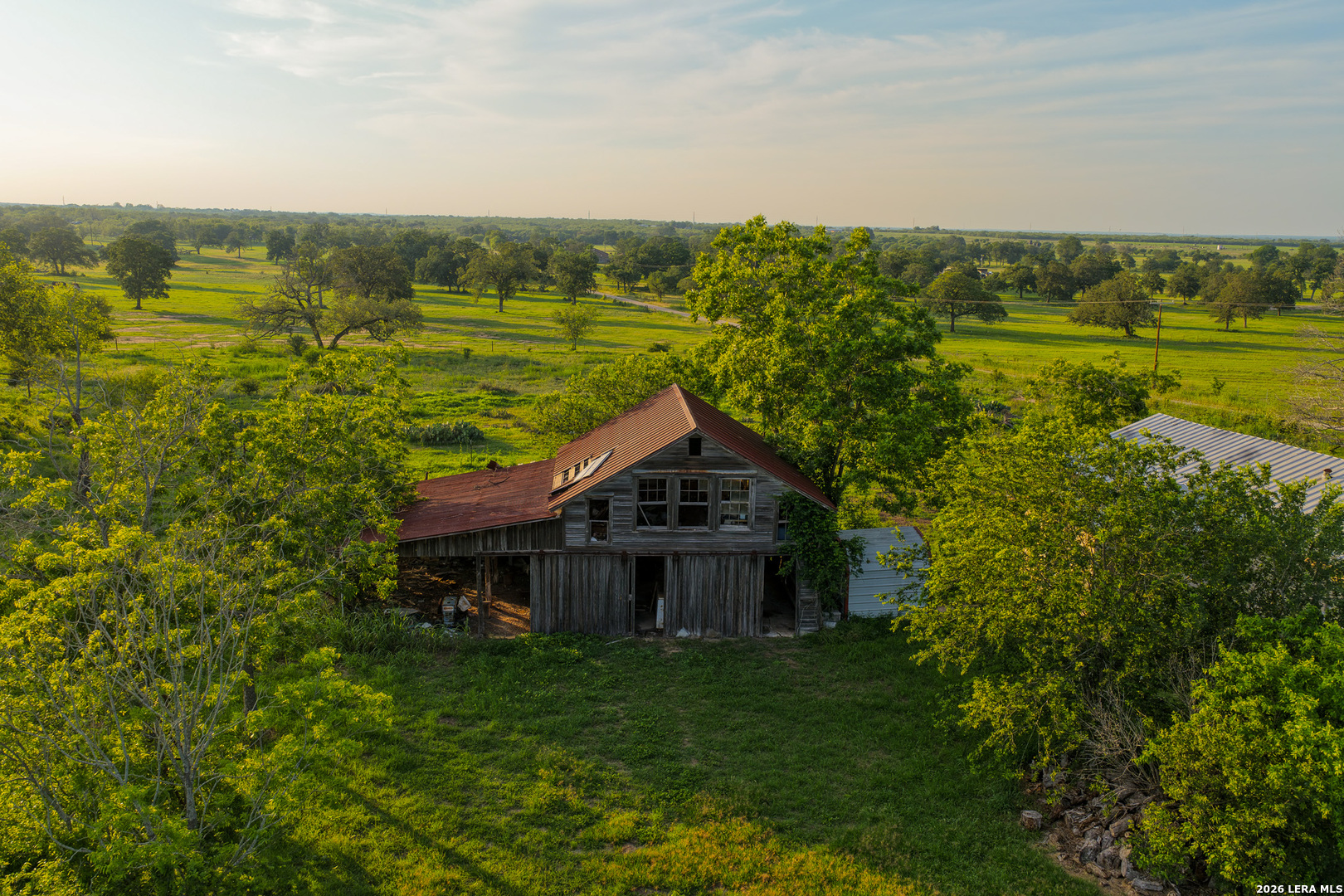 main property photo 12