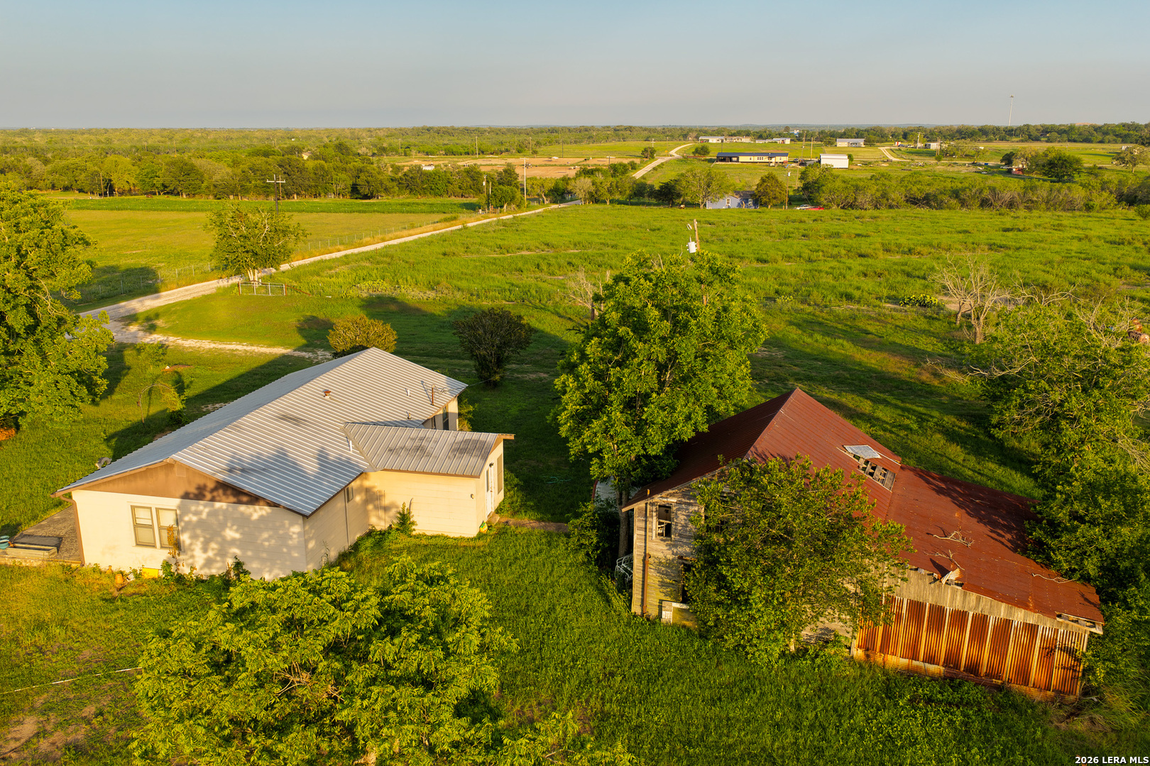 main property photo 13