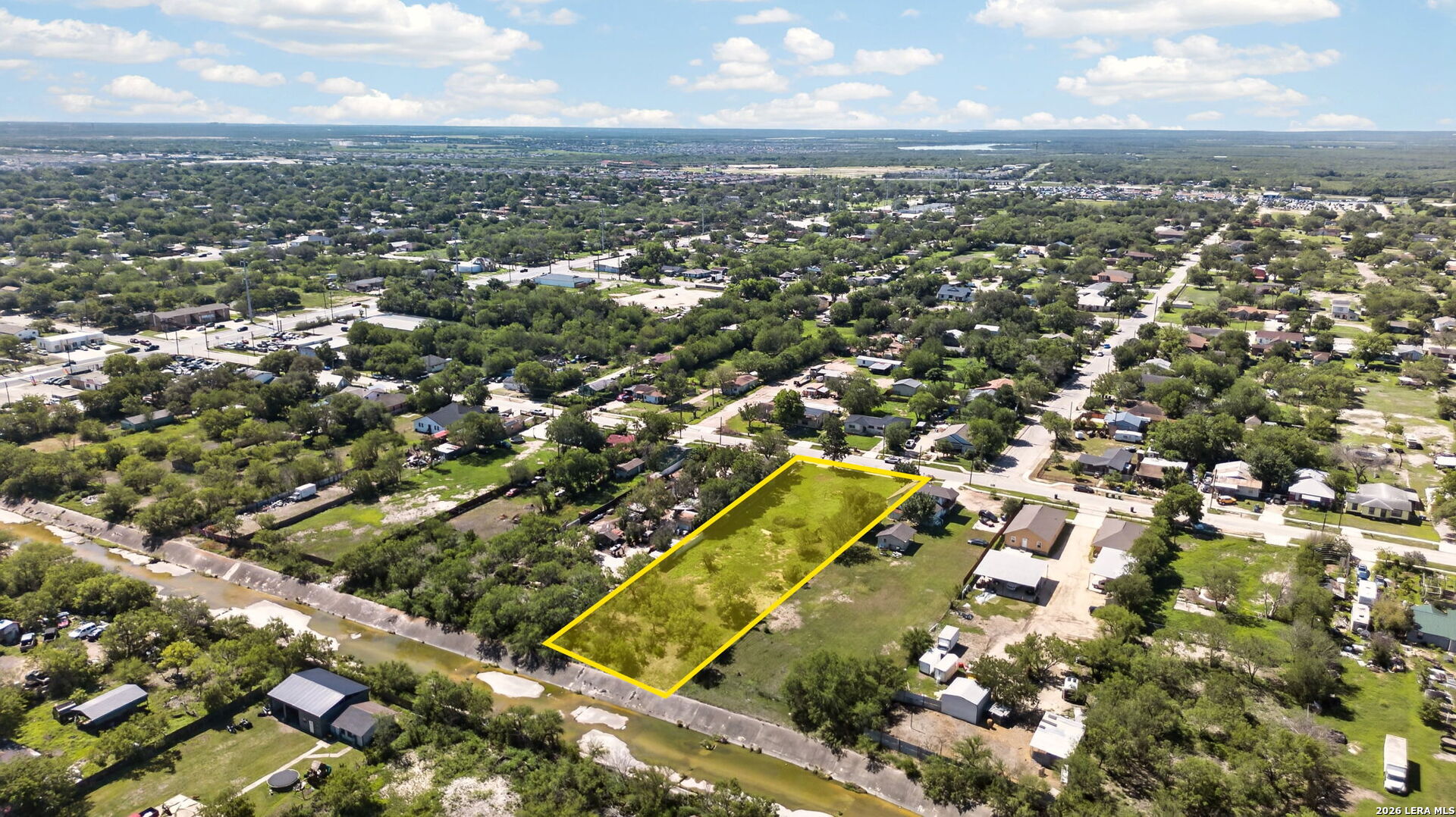main property photo 6